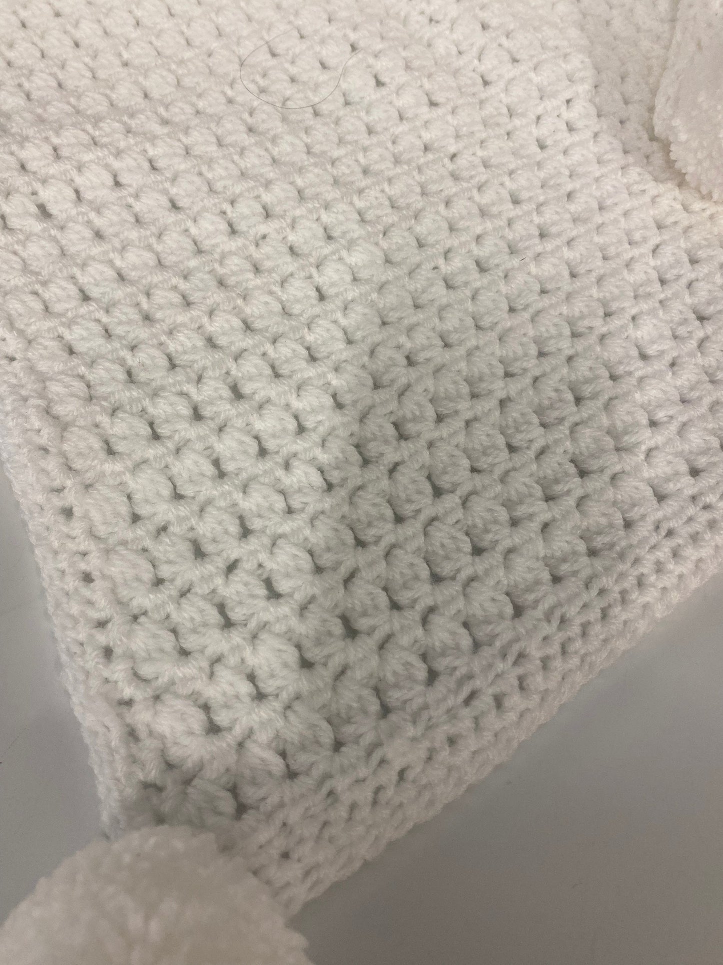 Crochet Baby Pom Pom Blanket - White