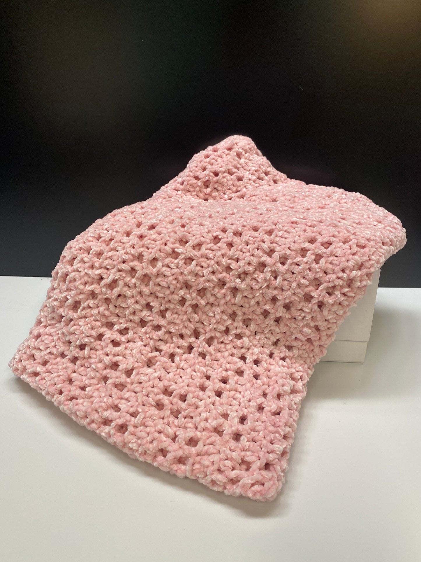 Extra Large Super Soft Velvet Feel Pink Baby Blanket